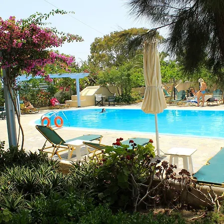 Hotel Alia Kamári